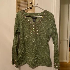 vintage green pattern top